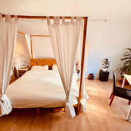 Casa Clot Homestay Barcelona